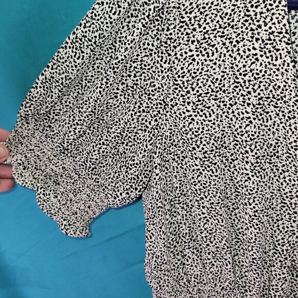 Sienna Sky Ruffle Sleeve Smocked Waist Blouse Size S 100% Polyester - Picture 4 of 10